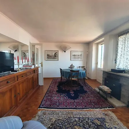 Apartment La Casa Sul Tetto
