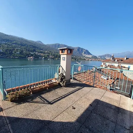 La Casa Sul Tetto Apartment *